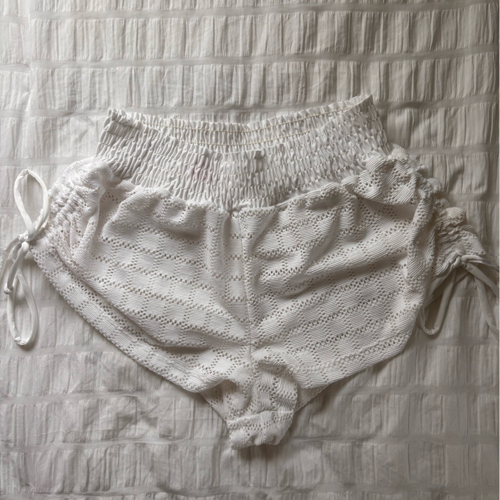 No Boundaries White Textured Shorts